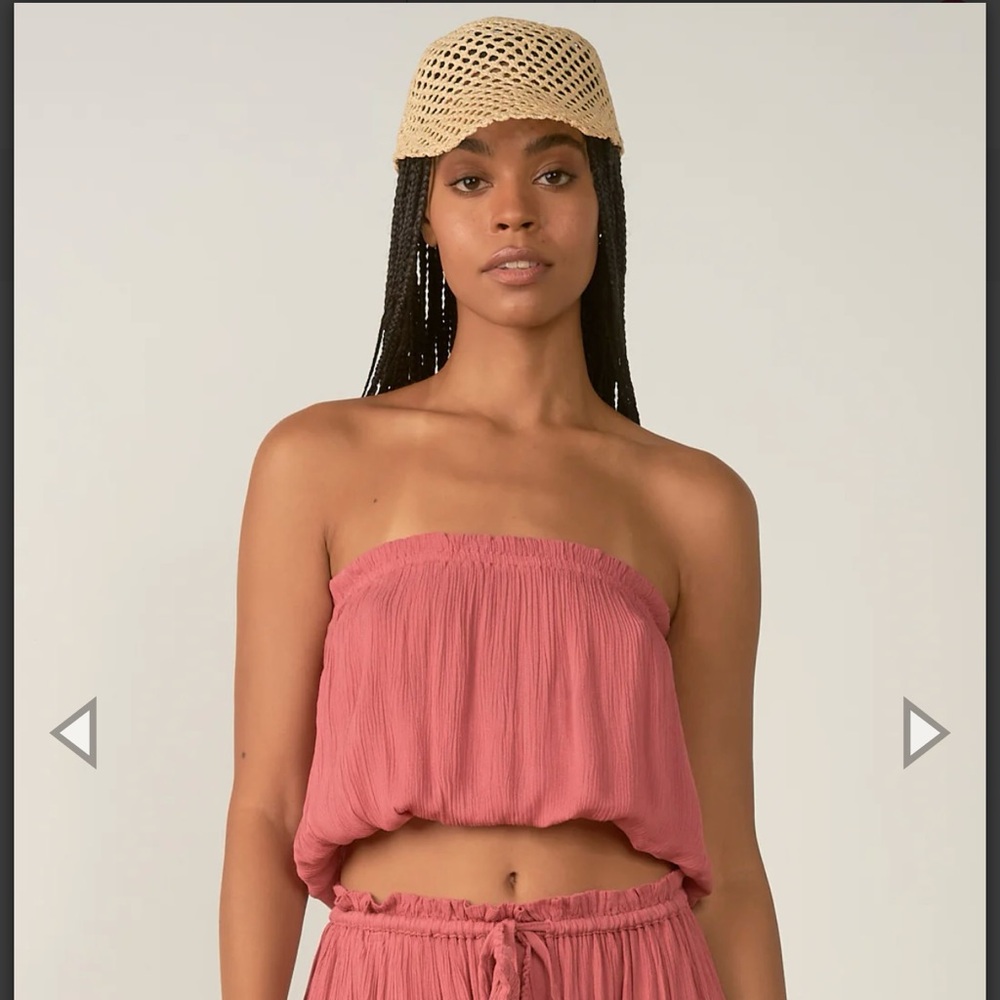 Elan gauzy crop top